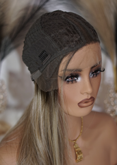 Peluca Kanekalon KFL33 "Elegant Cream Blonde "